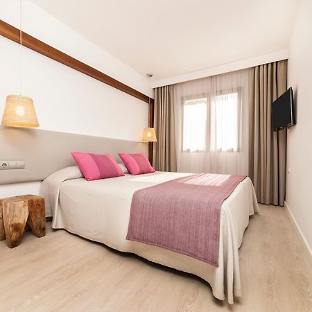 Insotel Club Tarida Playa Sant Josep de sa Talaia Bagian luar foto