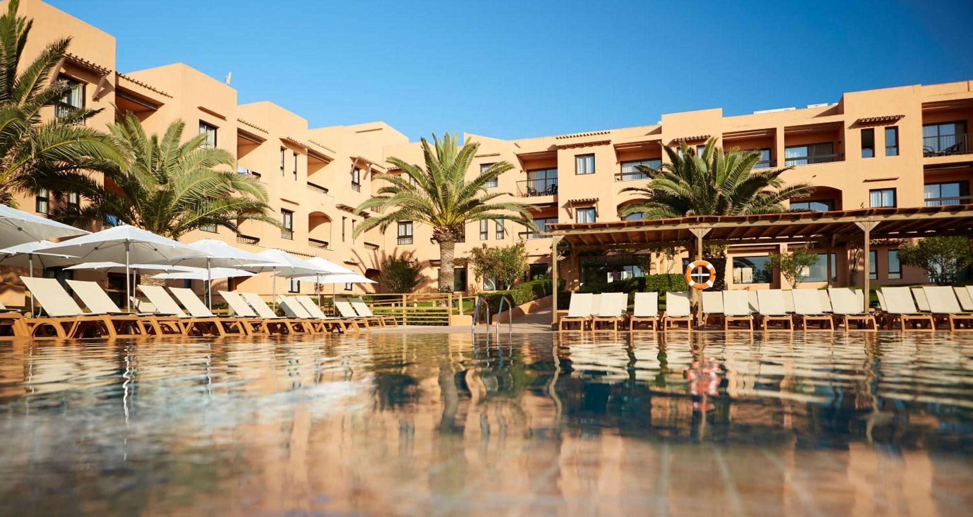 Insotel Club Tarida Playa Sant Josep de sa Talaia Bagian luar foto